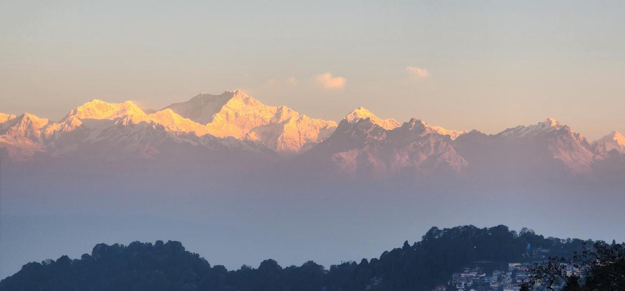 Veronica Alpina Mountain View Home Darjeeling  Exterior foto